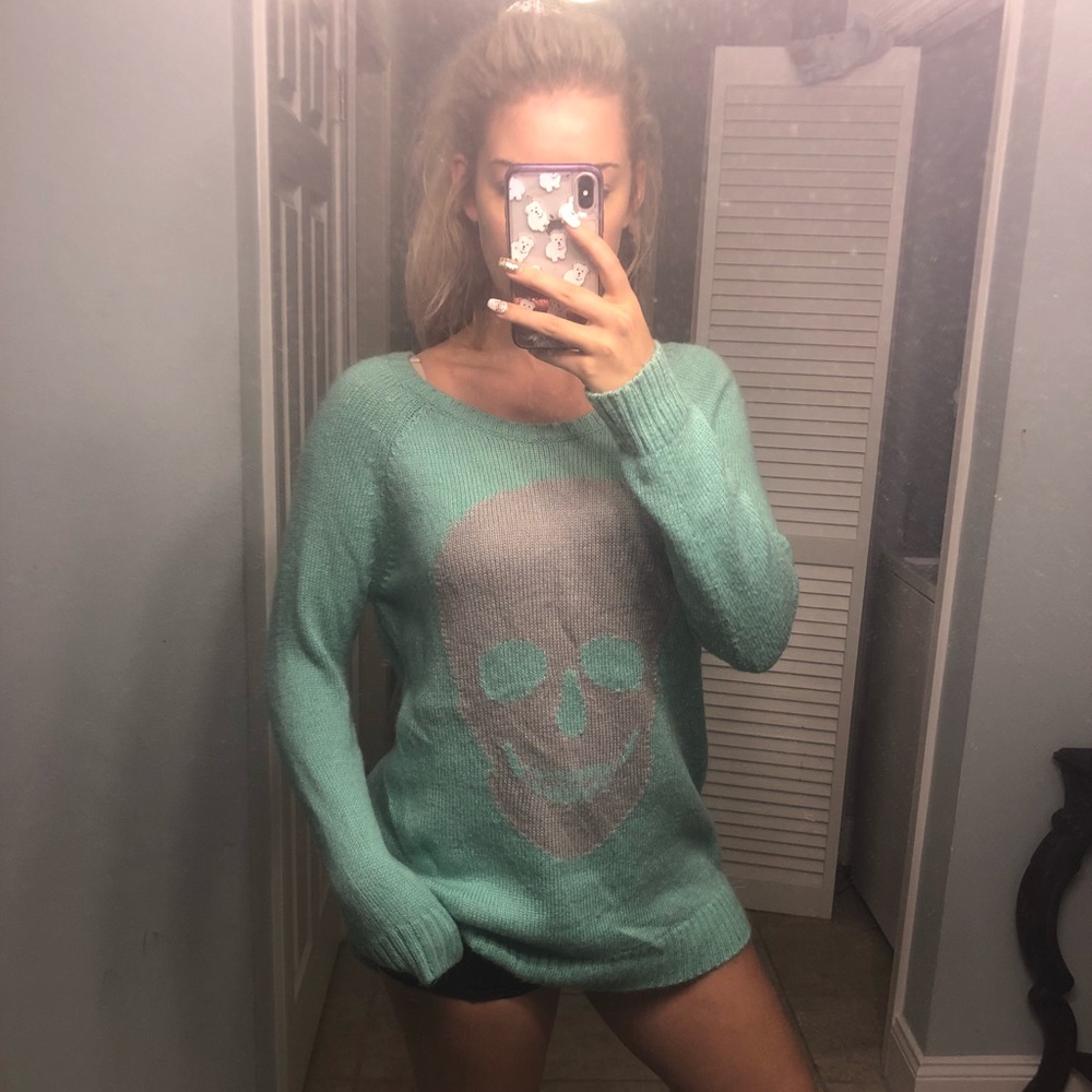 Pacsun Skull Sweater